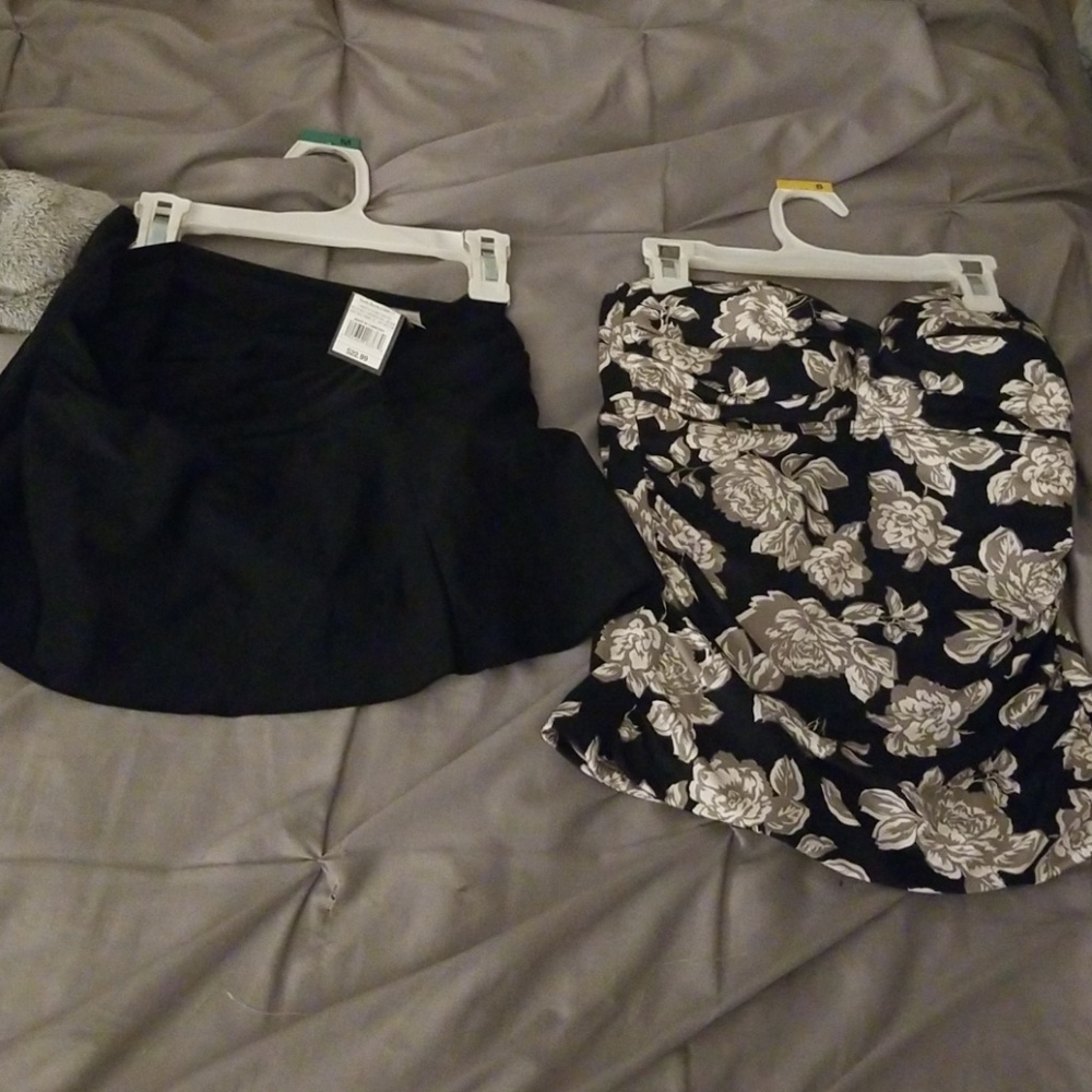 NEW WITH TAGS 2 PEACE BATHING SUIT